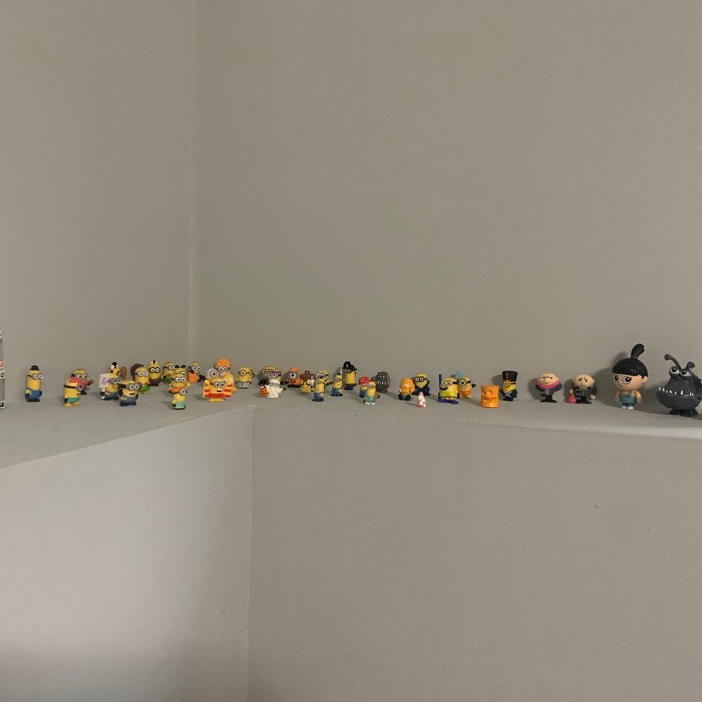 Minion Despicable Me  MINEEZ  POP Lot sale, varies sizes and series.